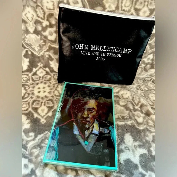 2023 2PC JOHN MELLENCAMP Concert Tour VIP Meet & Greet Merch Pouch/Journal - Picture 1 of 6